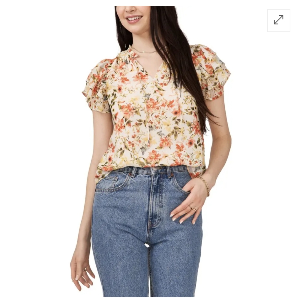 1.State Floral Flutter Sleeves Ivory Top
